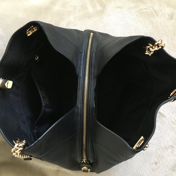 COACH Turnlock Edie Shoulder Bag in Pebble Leather - Black - Picture 8 of 15